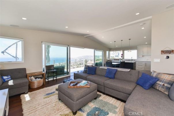 Interior, Kitchen, Living room, Pendant Lights, Recessed Lighting, Water, Wood Texture Flooring