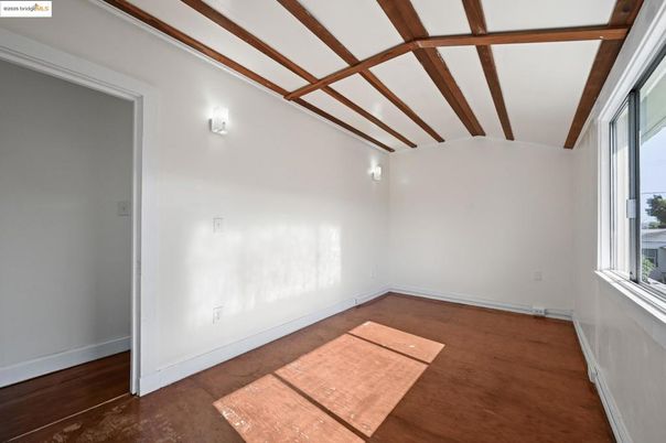 Empty room, Interior, Wooden Beams, Wood Texture Flooring