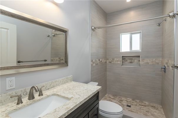 Bathroom, Interior, Recessed Lighting