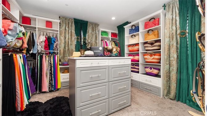 Interior, Recessed Lighting, Walk-in Closets
