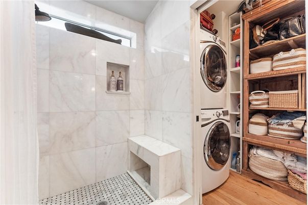 Interior, Marble Walls, Utility Closets, Washer, Wood Texture Flooring