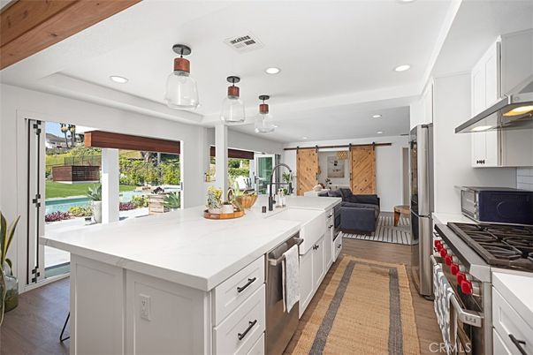 Dining room, Interior, Living room, Recessed Lighting, Wood Texture Flooring