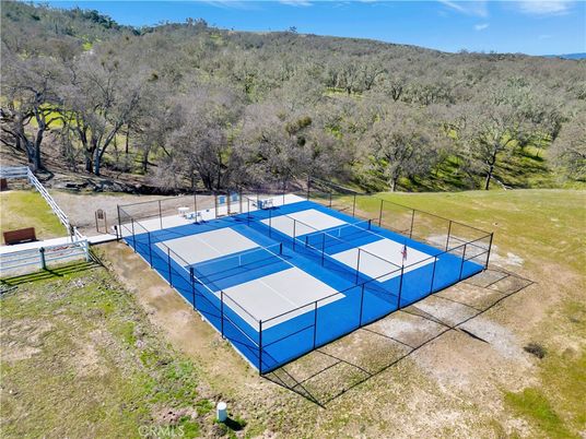 Exterior, Tennis Courts