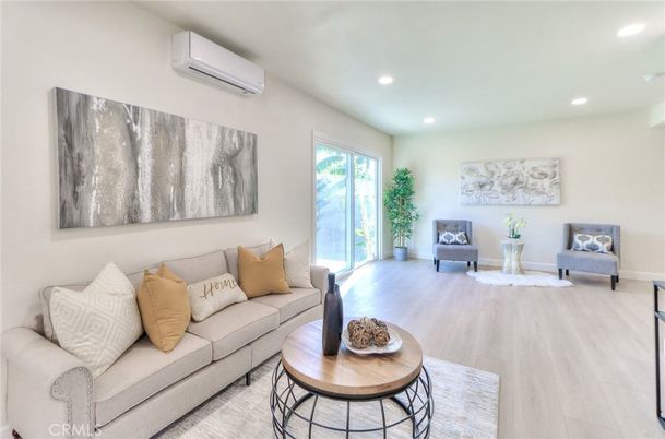 Dining room, Interior, Kitchen, Recessed Lighting, Stainless Steel Appliances, Wood Texture Flooring