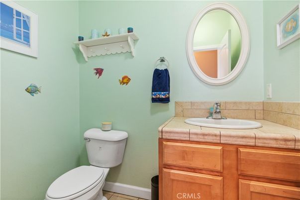Bathroom, Interior, Tile Countertops