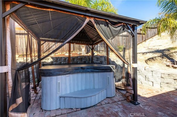 Exterior, Hot Tub