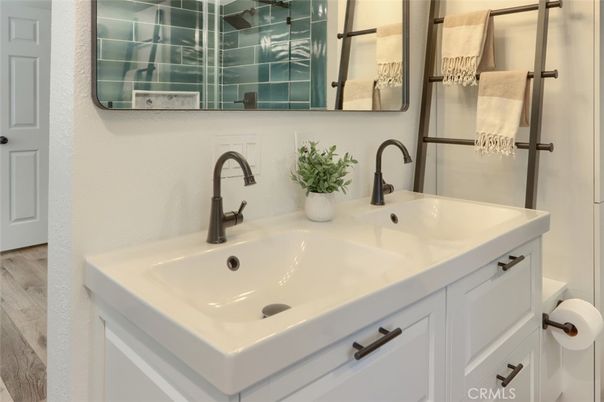 Bathroom, Interior, Wood Texture Flooring