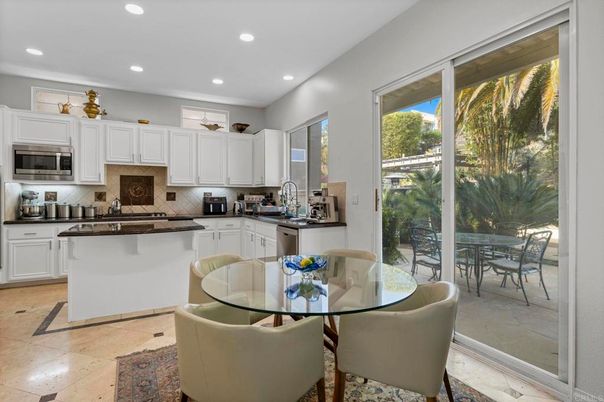 Dining room, Interior, Kitchen, Recessed Lighting, Stainless Steel Appliances