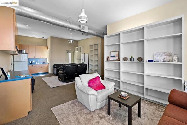Interior, Living room, Pendant Lights, Recessed Lighting