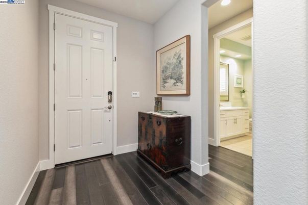 Bathroom, Interior, Recessed Lighting, Wood Texture Flooring