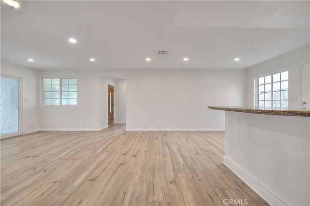 Empty room, Interior, Recessed Lighting, Wood Texture Flooring