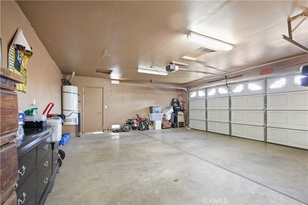 Garage, Interior