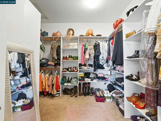 Interior, Walk-in Closets