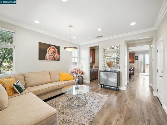 Interior, Living room, Pendant Lights, Recessed Lighting, Wood Texture Flooring