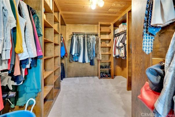 Interior, Walk-in Closets, Wooden Ceilings