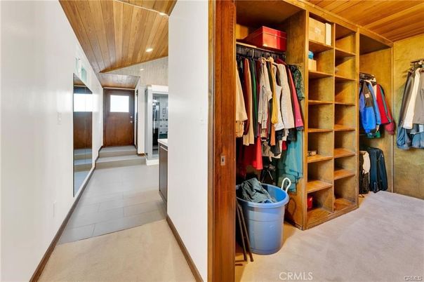 Interior, Recessed Lighting, Walk-in Closets, Wooden Ceilings