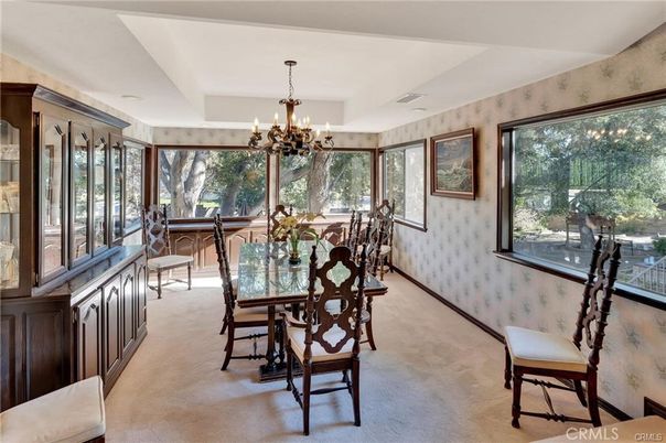 Chandelier, Dining room, Interior