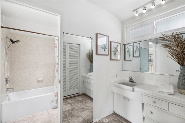 Bathroom, Dual Sink Vanities, Interior, Tile Countertops