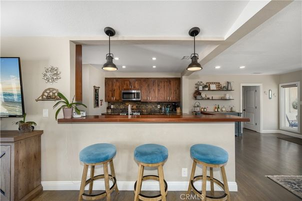 Interior, Kitchen, Pendant Lights, Recessed Lighting, Wood Texture Flooring