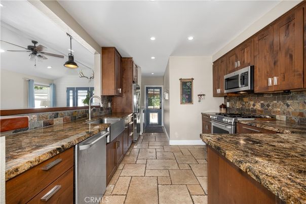 Interior, Kitchen, Pendant Lights, Recessed Lighting, Stainless Steel Appliances