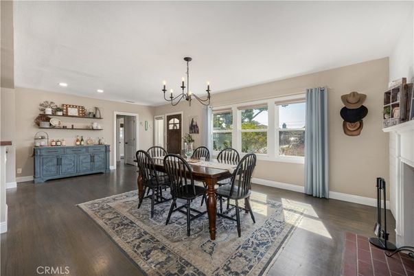 Chandelier, Dining room, Fireplace, Interior, Recessed Lighting, Wood Texture Flooring