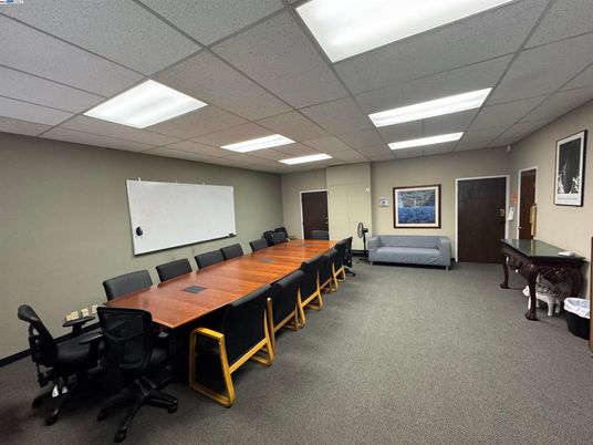 Dining room, Interior, Recessed Lighting