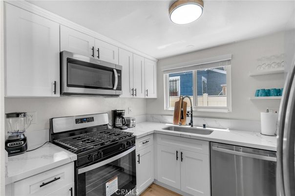 Interior, Kitchen, Stainless Steel Appliances