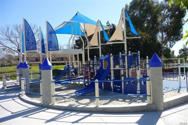 Backyard, Exterior, Playground