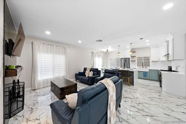 Interior, Kitchen, Living room, Marble, Pendant Lights, Recessed Lighting, Stainless Steel Appliances