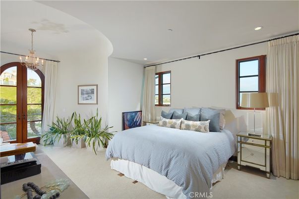 Bedroom, Chandelier, Interior, Recessed Lighting