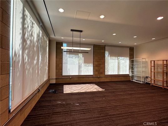 Empty room, Interior, Pendant Lights, Recessed Lighting
