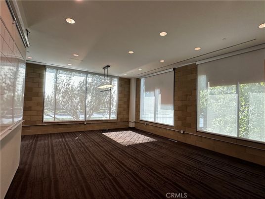 Empty room, Interior, Pendant Lights, Recessed Lighting