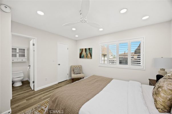 Bathroom, Bedroom, Interior, Recessed Lighting, Wood Texture Flooring