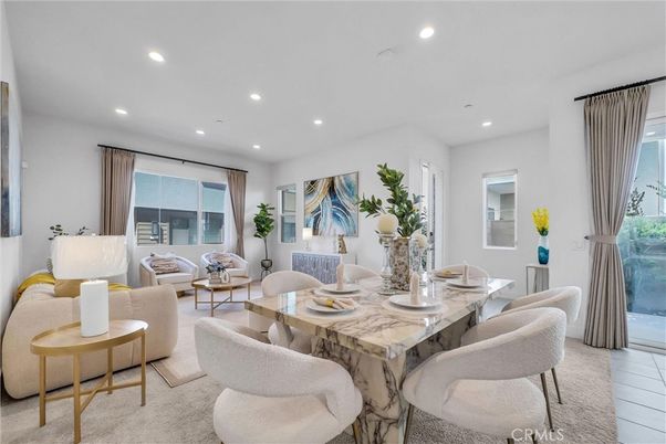 Dining room, Interior, Living room, Recessed Lighting