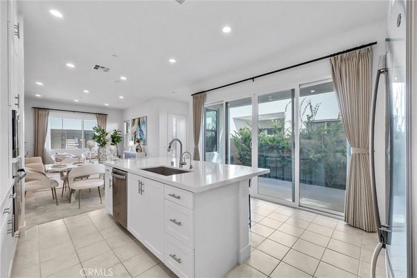 Dining room, Interior, Kitchen, Recessed Lighting, Stainless Steel Appliances