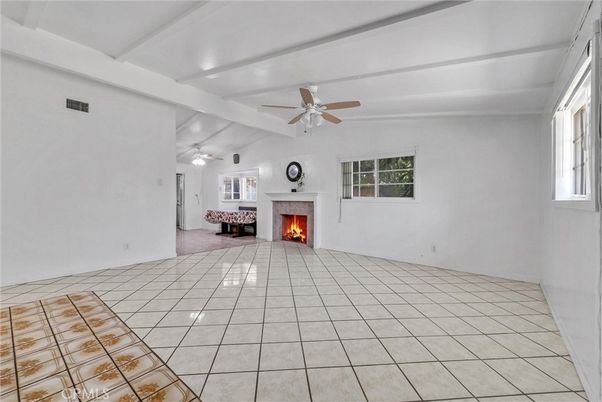 Empty room, Fireplace, Interior