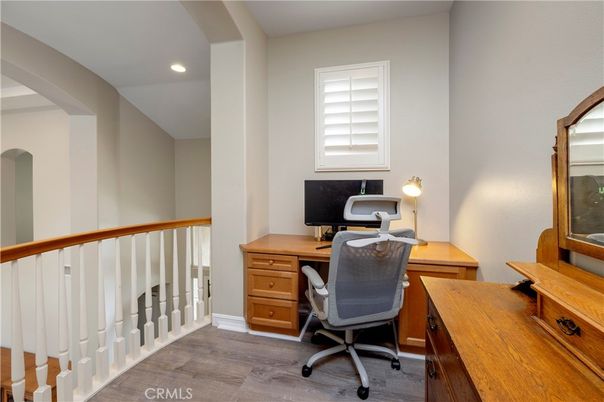 Home Office, Interior, Recessed Lighting, Wood Texture Flooring