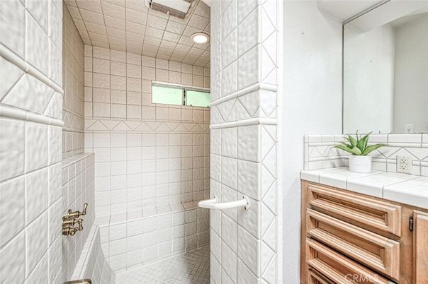 Bathroom, Interior, Recessed Lighting, Tile Countertops