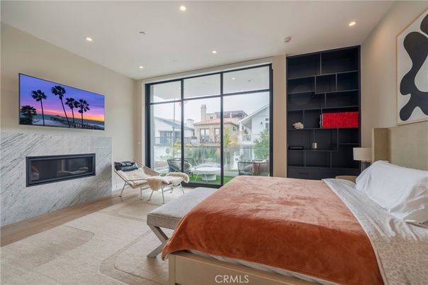Bedroom, Fireplace, Interior, Recessed Lighting