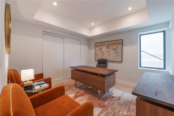 Home Office, Interior, Recessed Lighting, Wood Texture Flooring