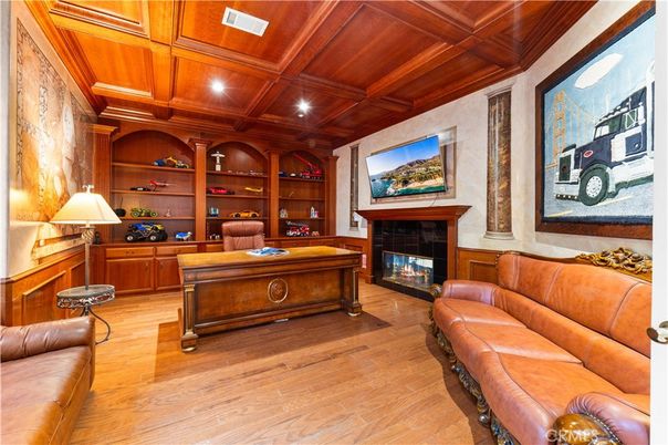 Fireplace, Home Office, Interior, Living room, Recessed Lighting, Wooden Beams, Wooden Ceilings, Wood Texture Flooring