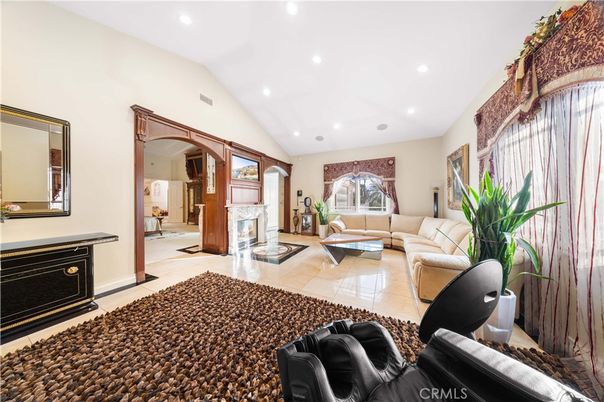 Fireplace, Interior, Living room, Recessed Lighting