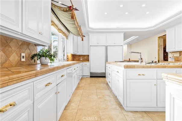 Interior, Kitchen, Recessed Lighting, Tile Countertops