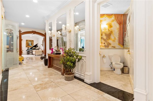 Bathroom, Chandelier, Interior, Piano, Recessed Lighting