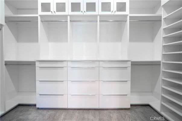 Interior, Walk-in Closets