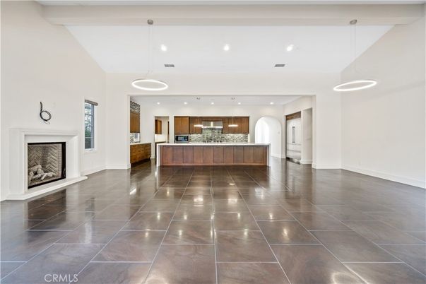 Fireplace, Interior, Kitchen, Pendant Lights, Recessed Lighting