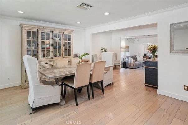 Dining room, Interior, Living room, Recessed Lighting, Wood Texture Flooring