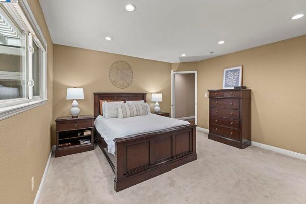 Bedroom, Interior, Recessed Lighting