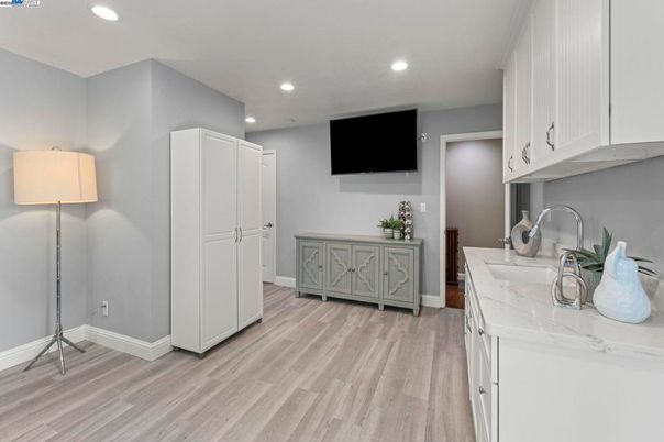 Interior, Kitchen, Recessed Lighting, Wood Texture Flooring