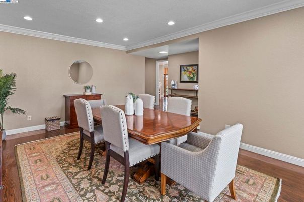 Dining room, Interior, Recessed Lighting, Wood Texture Flooring